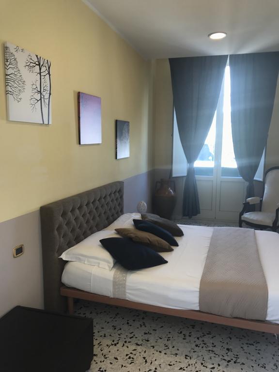 B&B Le Colonne Brindisi Ruang foto
